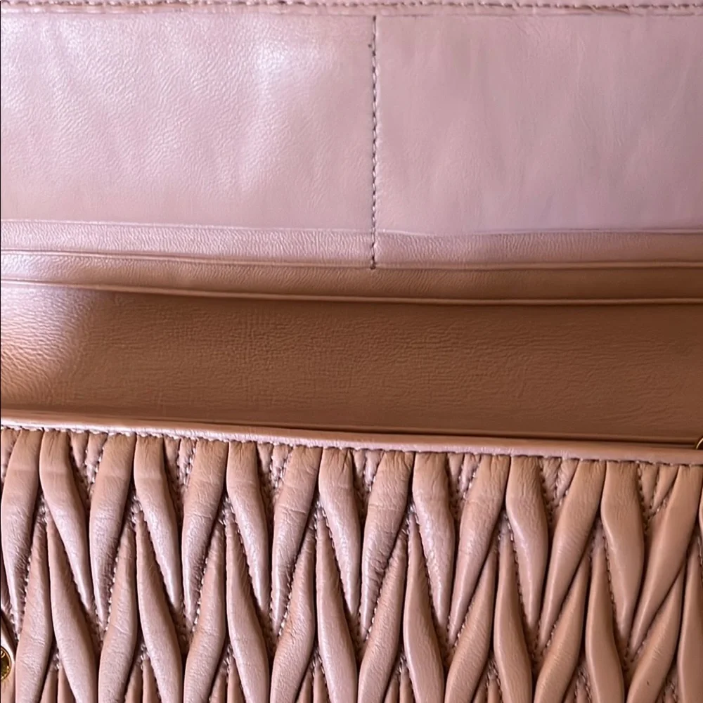 MIU MIU NWOT PINK WALLET - Picture 5 of 10